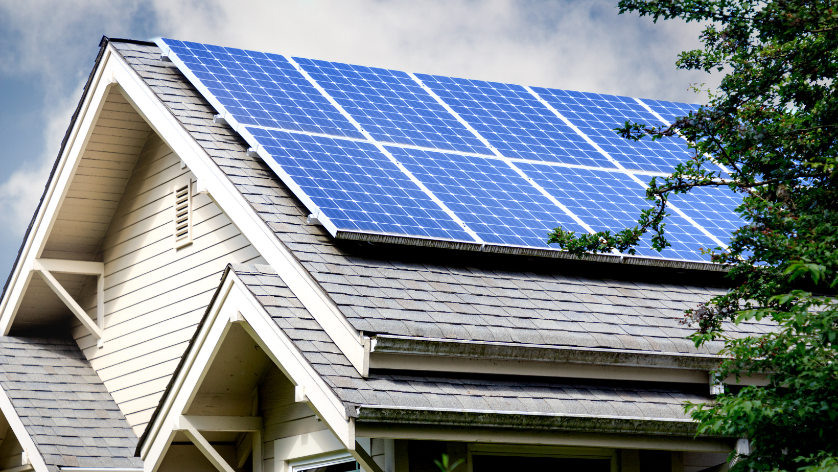 Rooftop solar powers past new milestone » solar
