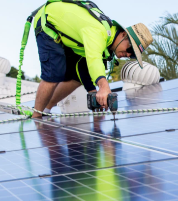 Safety-Installation-of-Solar-Panels